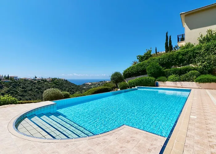 4 Bedroom Villa Helidoni With Private Infinity Pool, Aphrodite Hills Resort