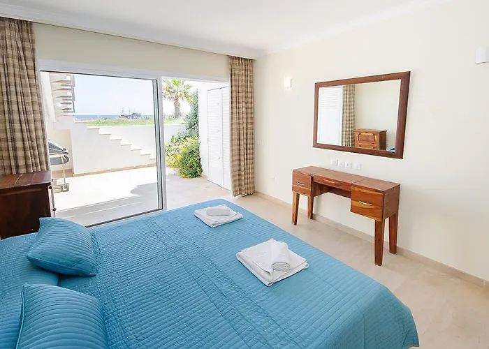 Luxury Bay View Villa 28 Right On The Beach