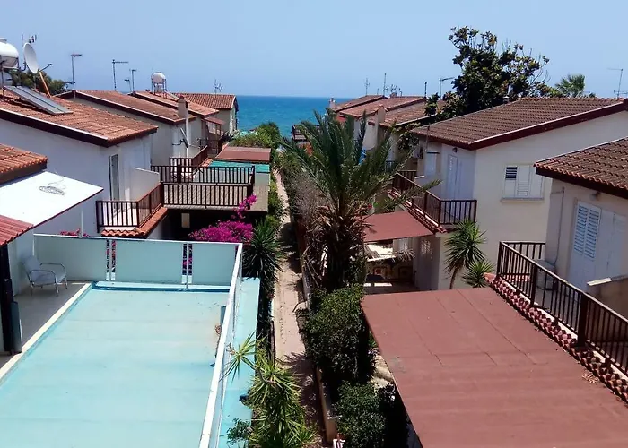 Spiros Seaside Villa No. 11