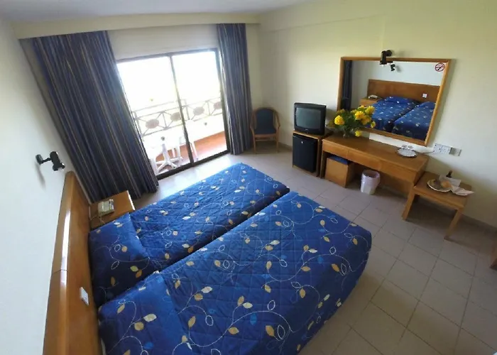 Mimosa Beach Hotel