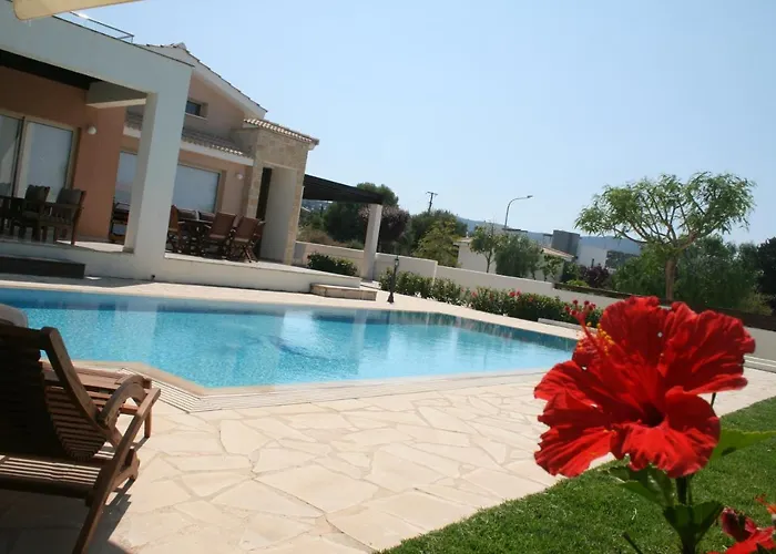 Paradise Latchi Villa