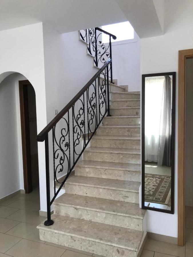 Villa Andy-350 M From The
