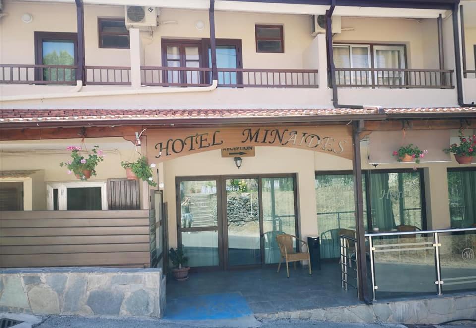Minaides Hotel 2*