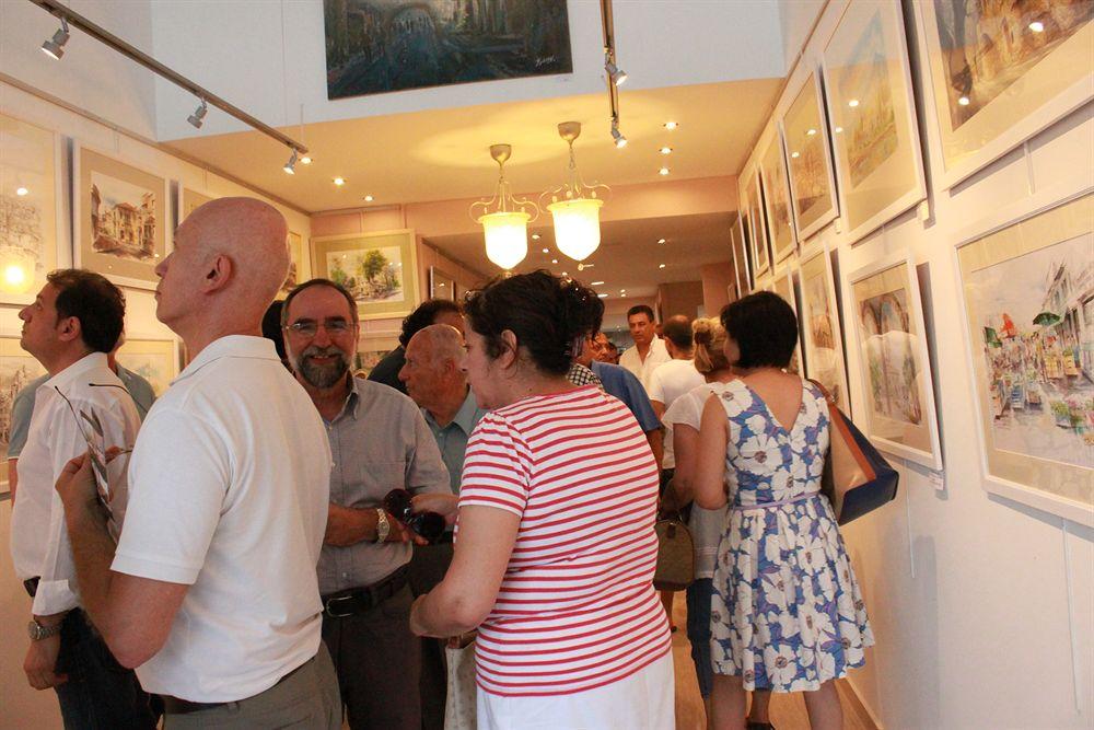 Sun Hall Aparthotel Larnaca