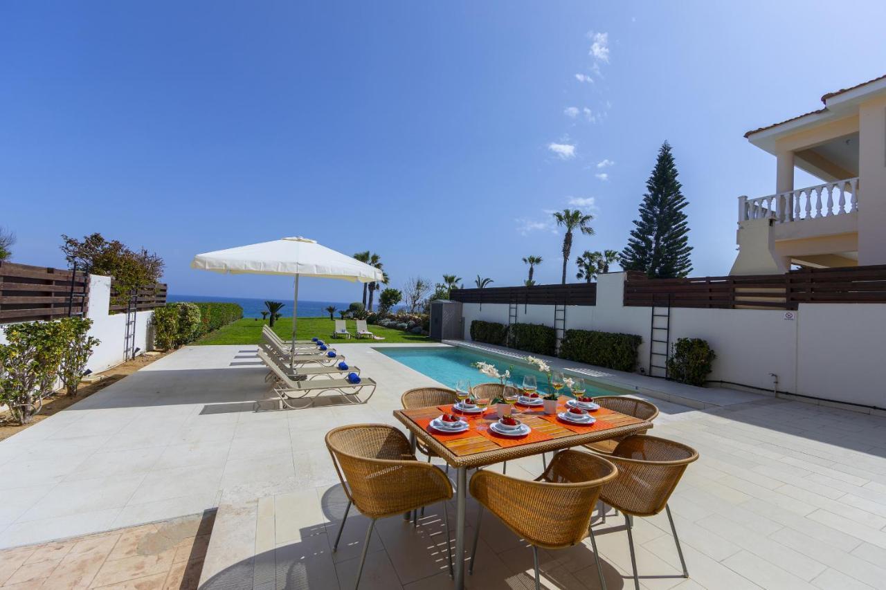 Villa Beachfront Pietra Protaras