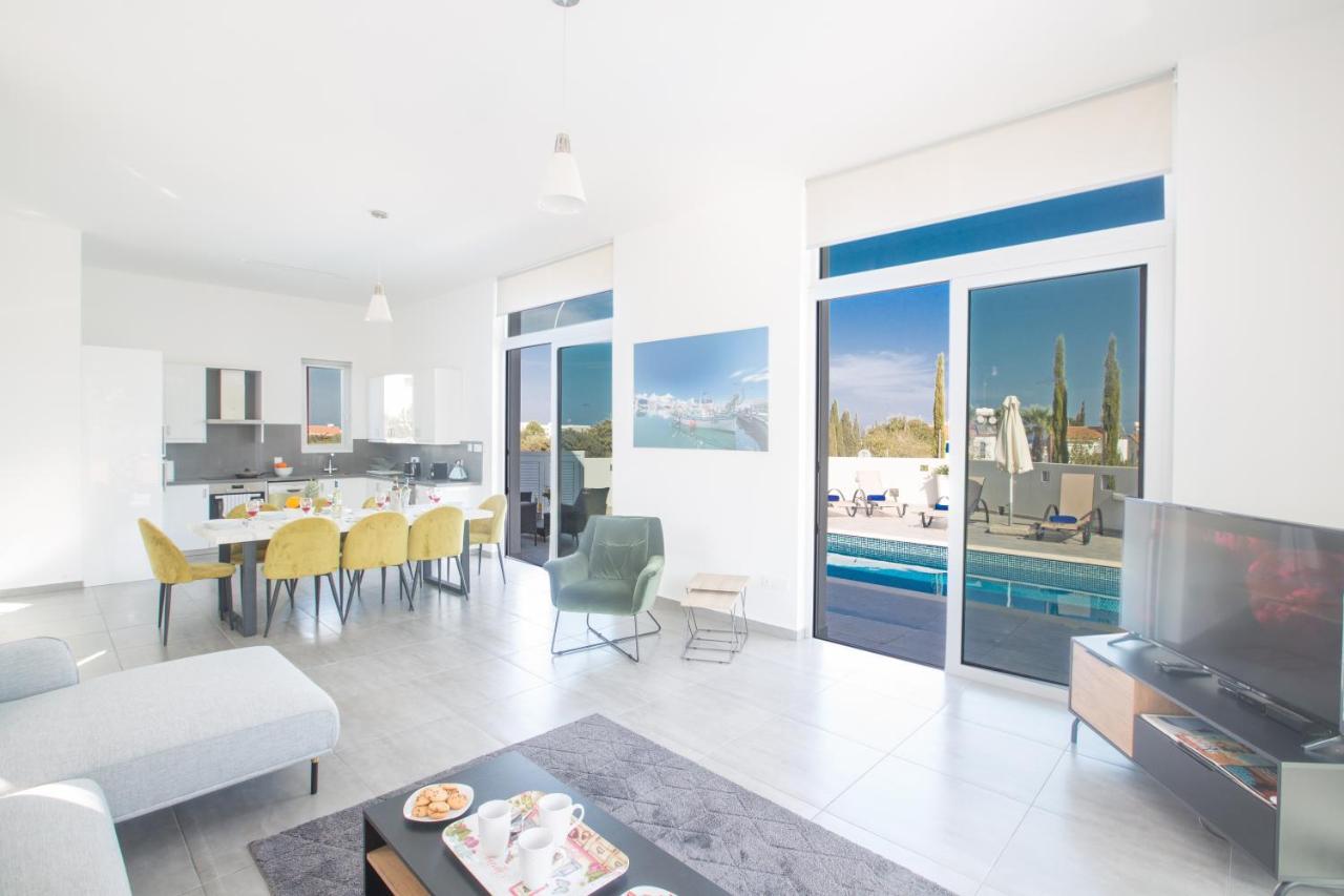 Polymnia Luxury Villa