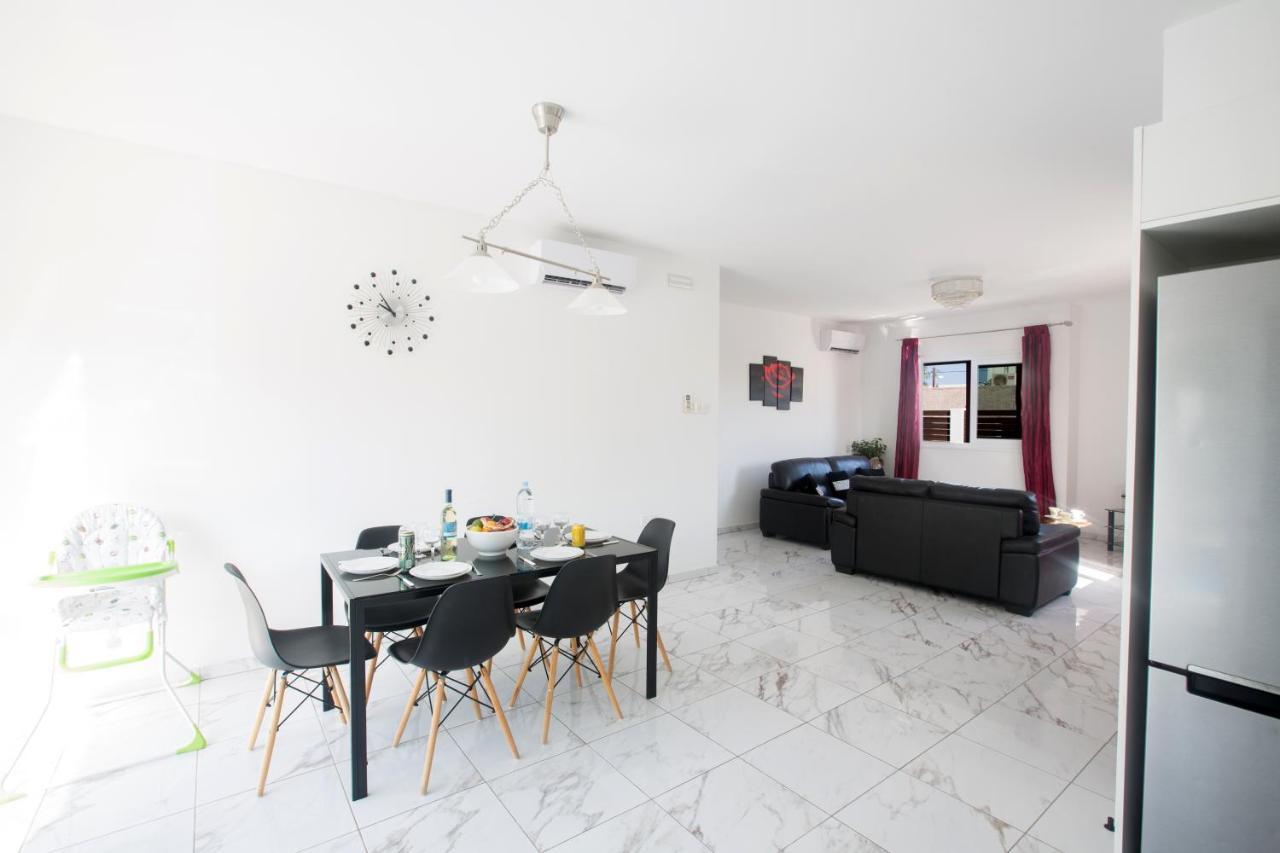 Broadway Holiday home Protaras