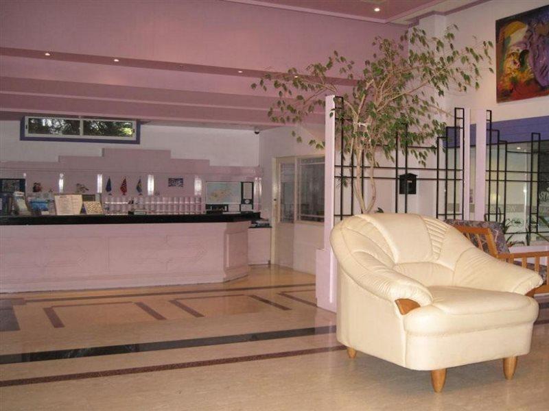 Astreas Aparthotel 3*