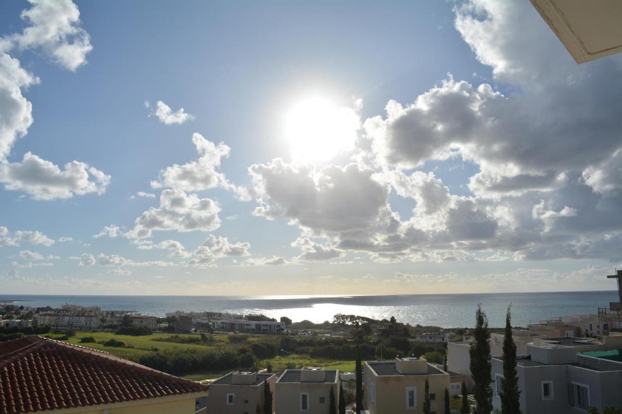 Apartment Eden Heights - Chlorakas Paphos - Sea View Luxury 2 Bed By Yiota *