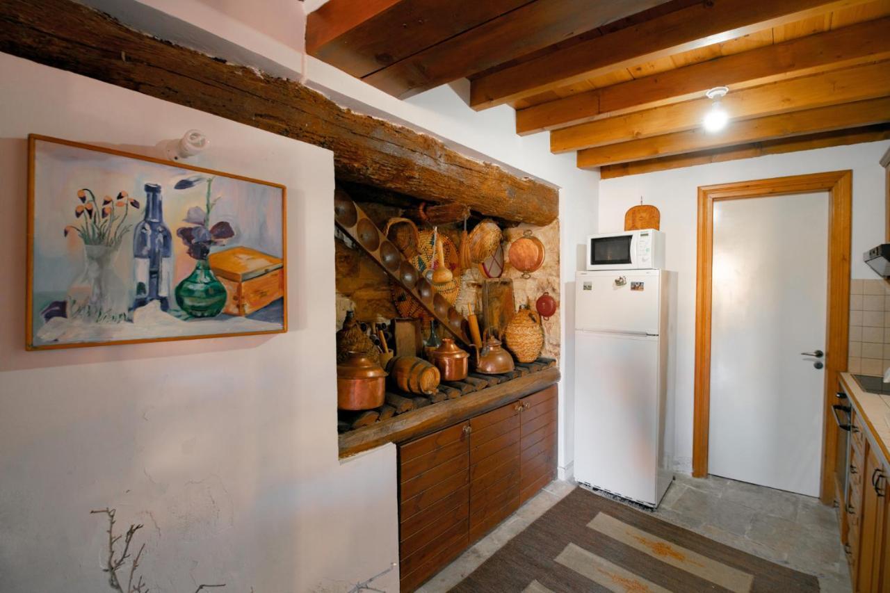 Constantias Stone Country house *