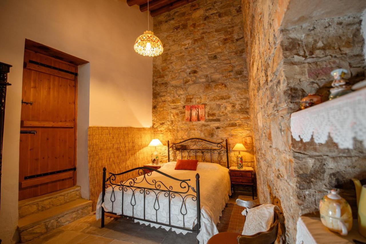 Constantias Stone Country house *