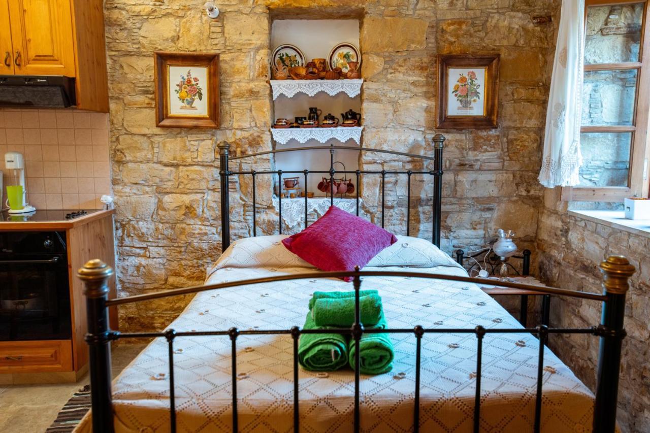 Constantias Stone Country house *