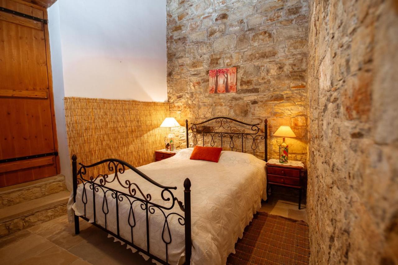 Country house Constantias Stone *
