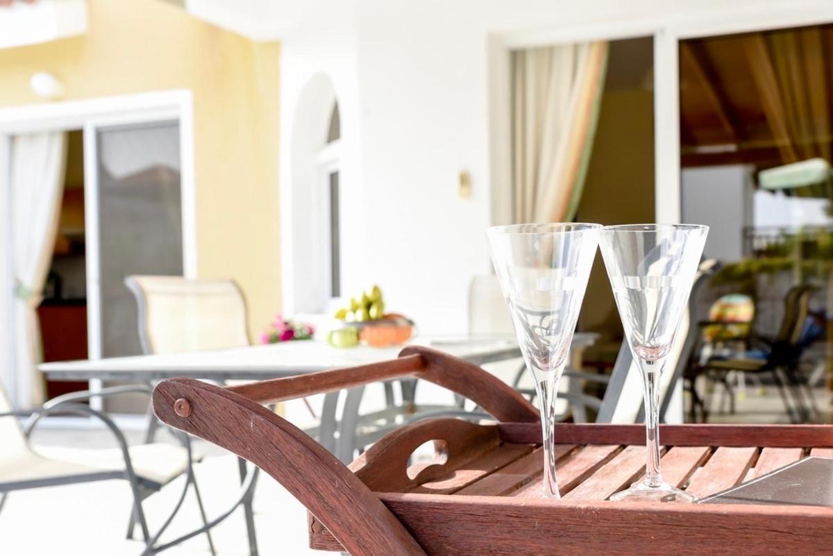Villa Exellent 3 Bedroom In Coral Bay