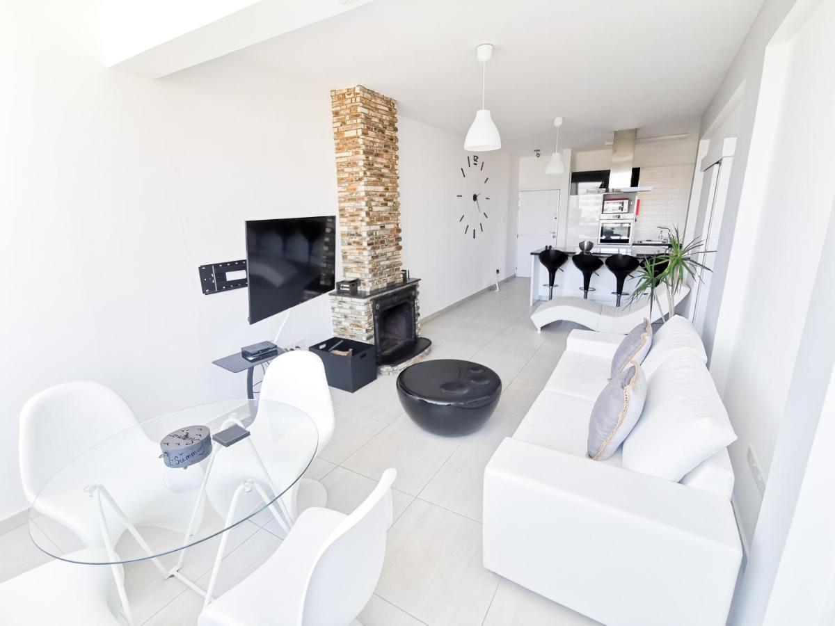 Mackenzie Seaview Paradise Larnaca