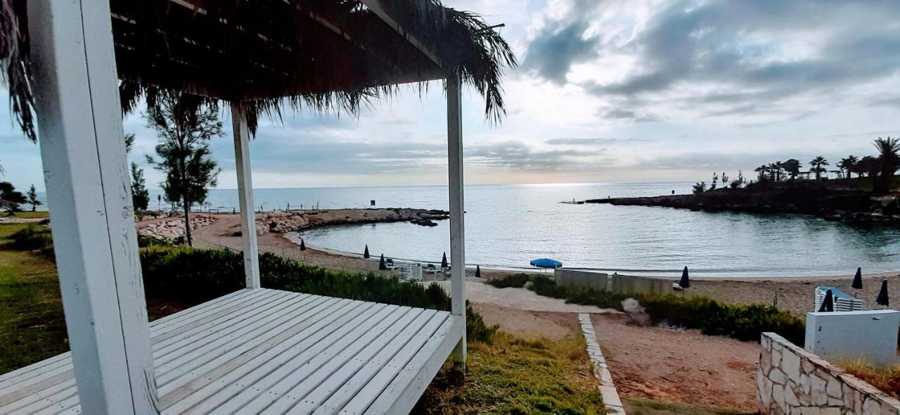 Sunny Villa *