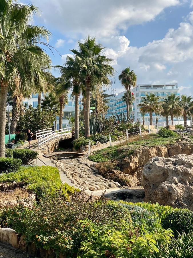Exellent 3 Bedroom In Coral Bay Peyia