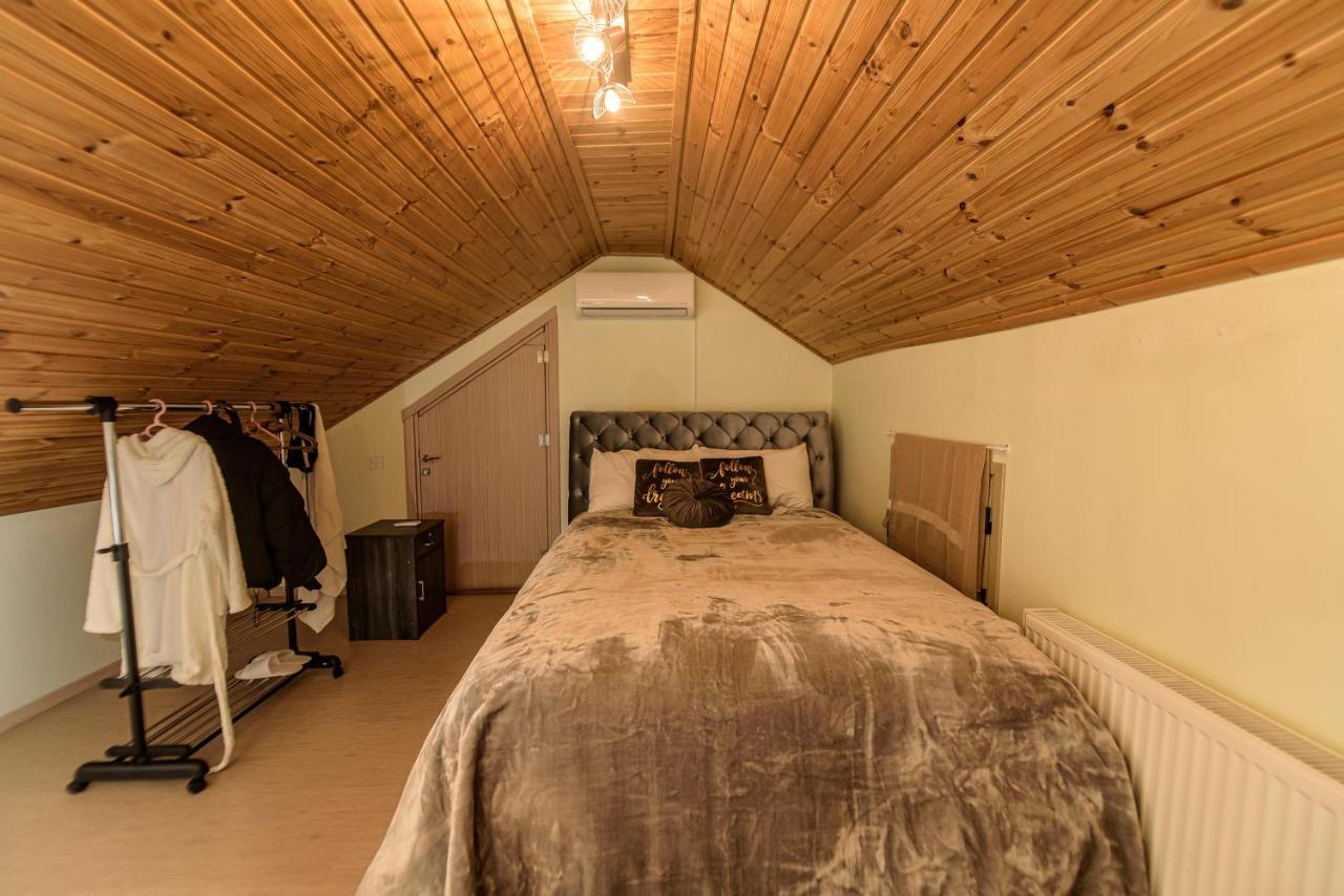 Apartment Aprosmeno Jacuzzi House 2 *