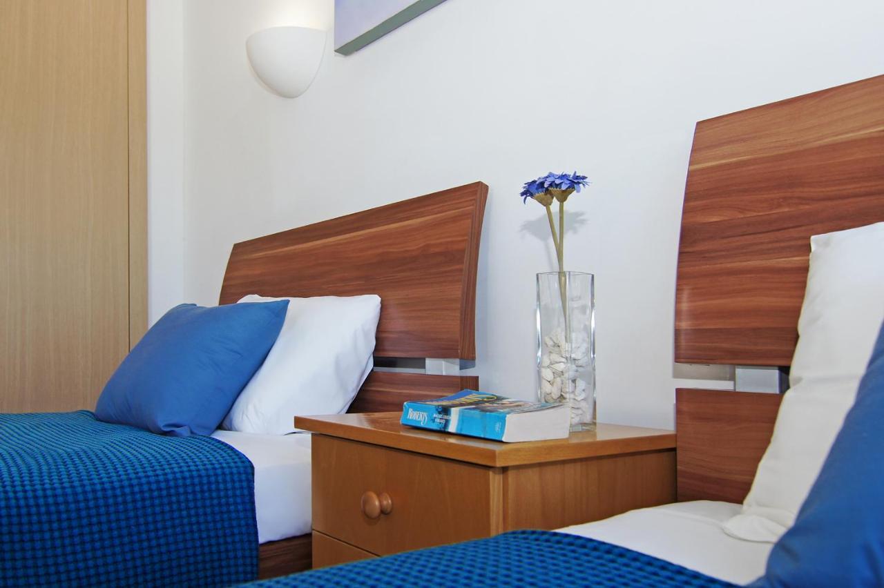 Calypso - Coralli Beachfront *