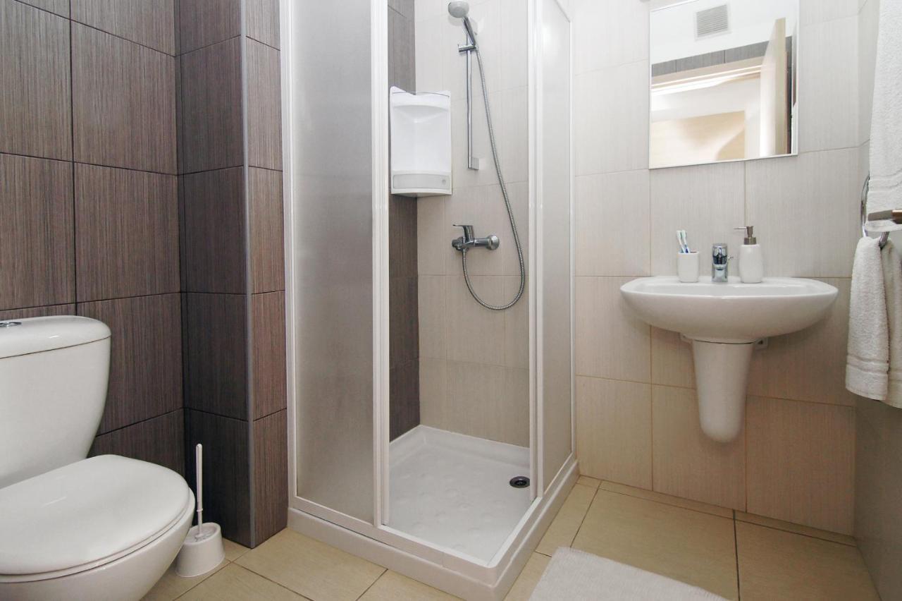 Calypso - Coralli Beachfront Apartment Protaras