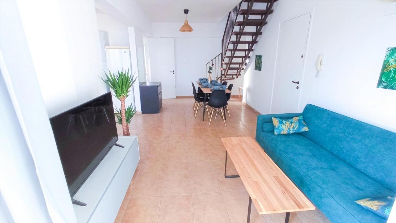 Luxury Maisonette -sea View, Netflix, Gym- 5 Min From * Lárnaca