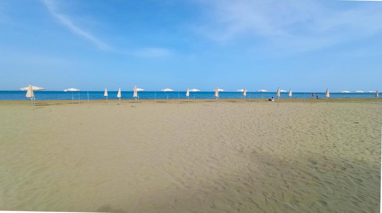 Luxury Maisonette -sea View, Netflix, Gym- 5 Min From Apartamento Lárnaca