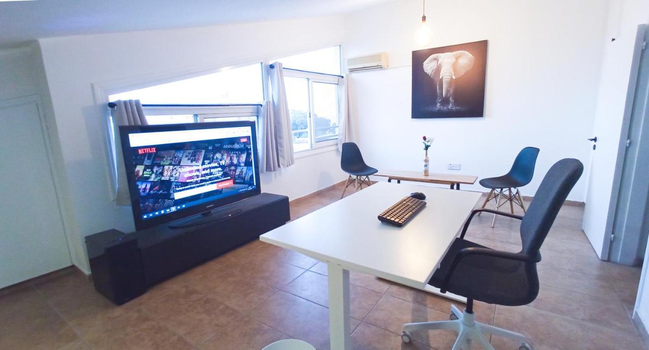 Apartamento Luxury Maisonette -sea View, Netflix, Gym- 5 Min From *
