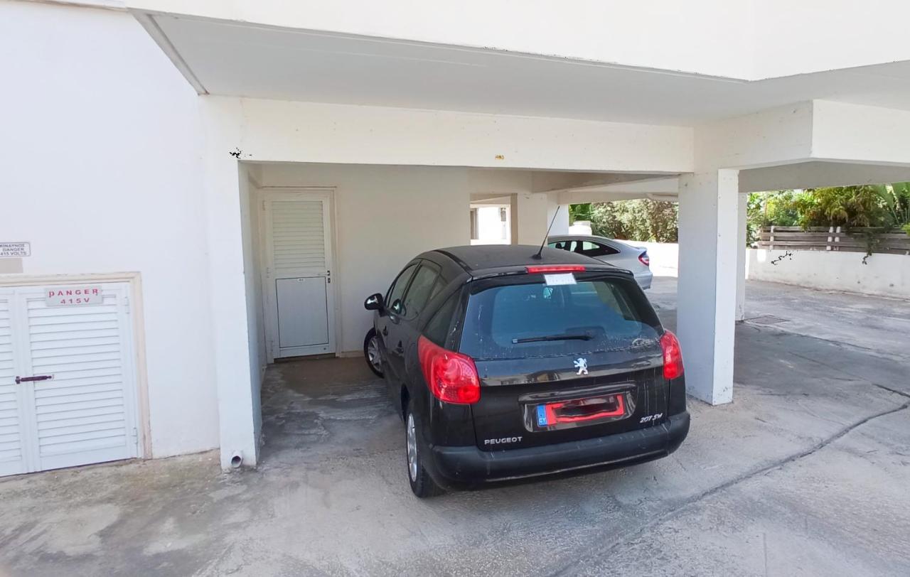 Luxury Maisonette -sea View, Netflix, Gym- 5 Min From Lárnaca