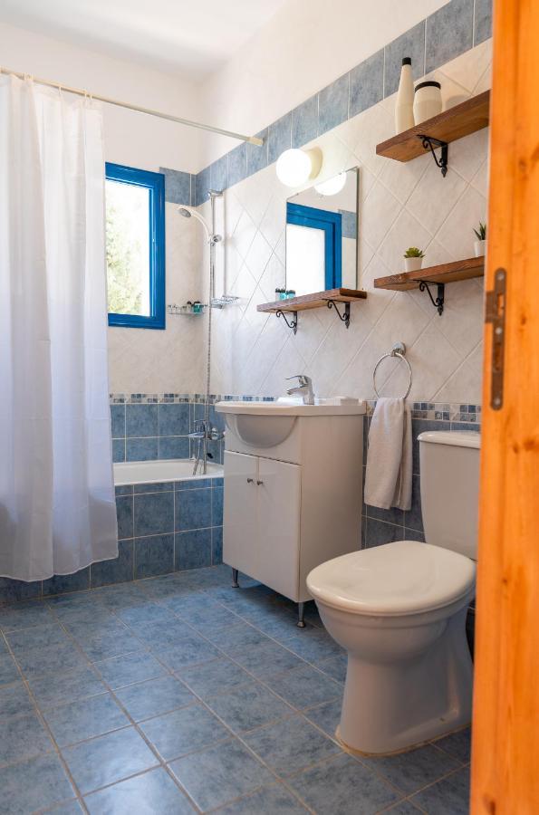 St Nicolaos Ekaterina 3 Bdrm Villa Protaras