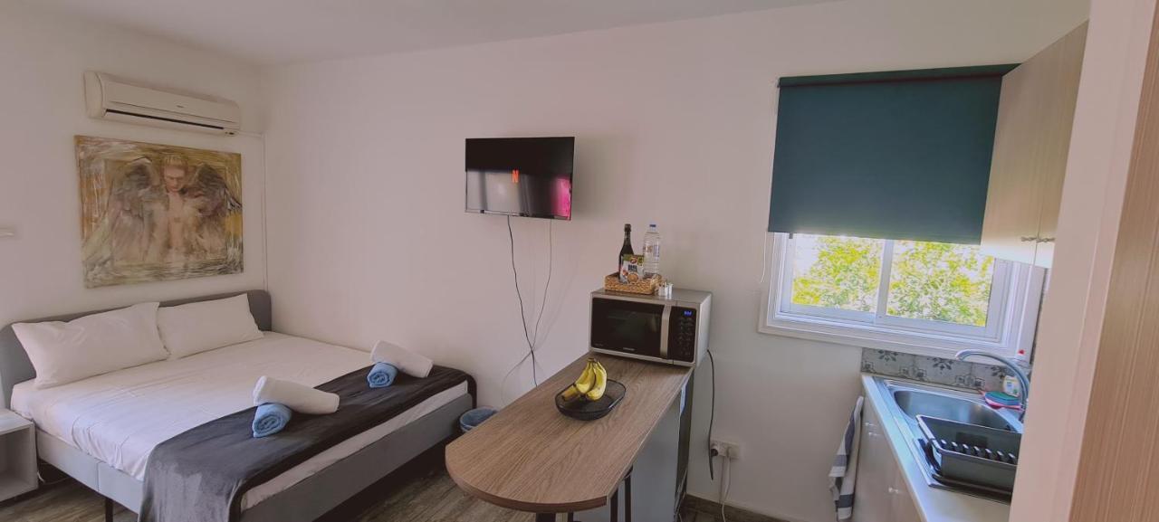 Ha.de.co. Apts *