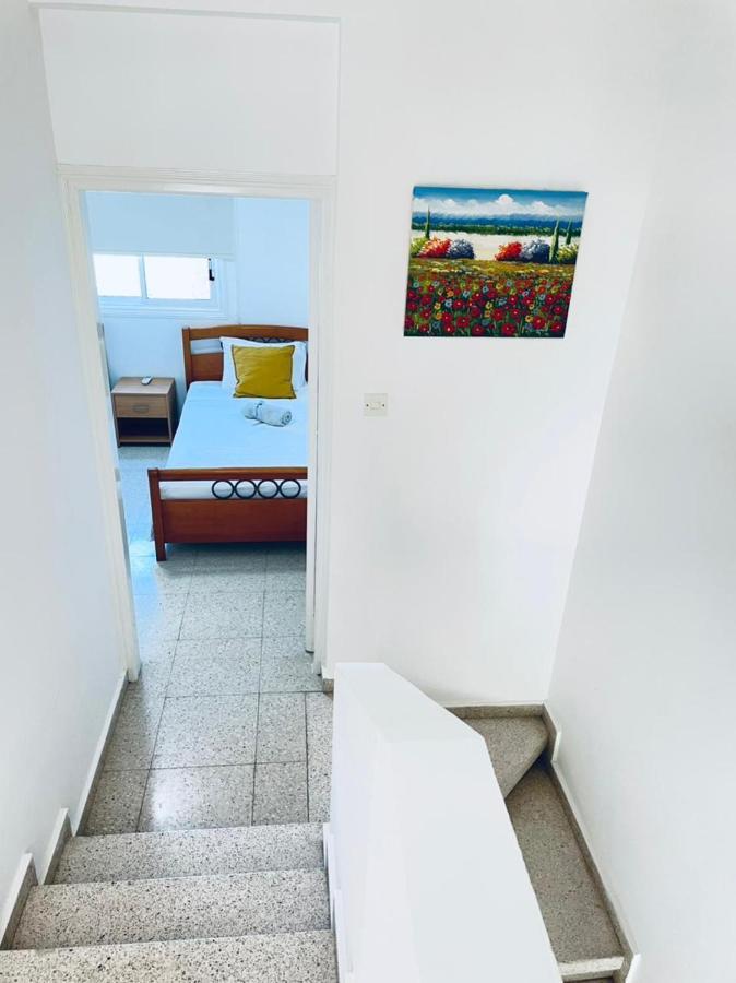 Mersey Faros Complex * Pervolia