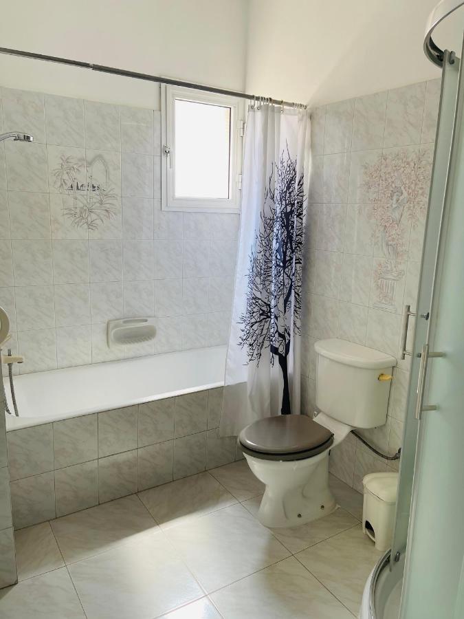 Peaceful Townhouse With Private Pool Near The Sea Apartamento Paphos