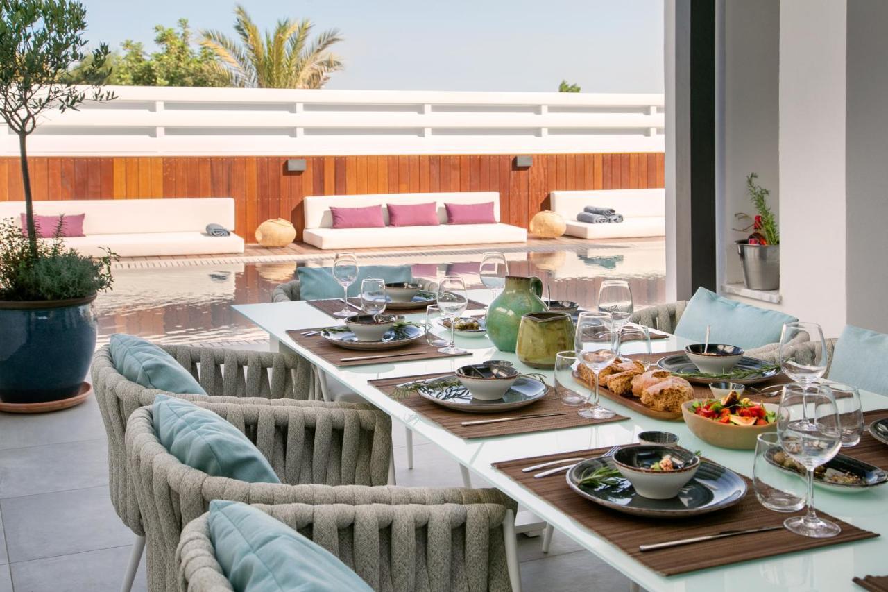 Chris Le Mare Gold Luxury