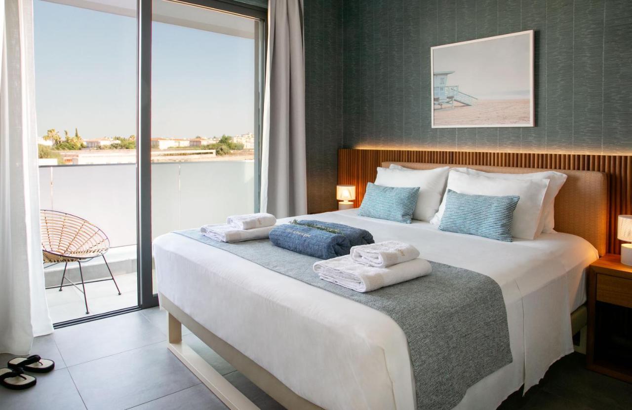 Chris Le Mare Gold Luxury * Protaras