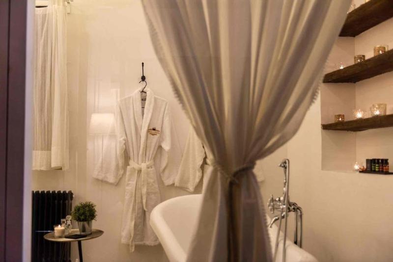 Oinou Strata - Adults Only Bed & Breakfast Vouni