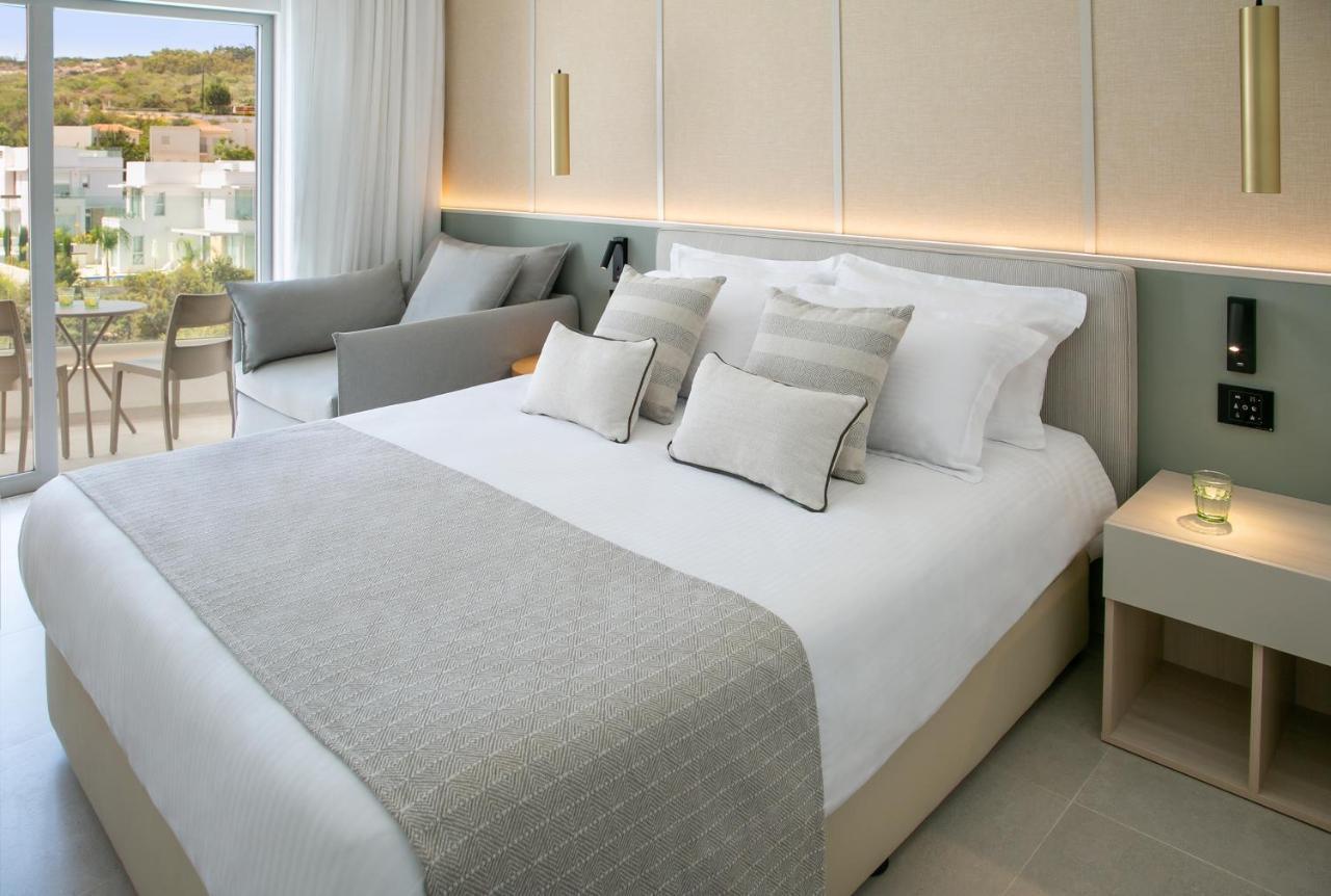 Atlantica Aqua Blue Hotel 4*