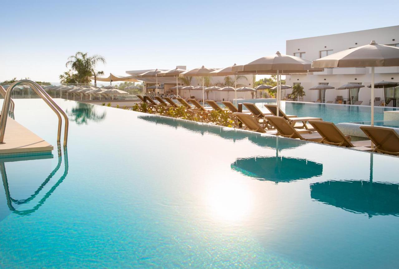 Hotel Atlantica Aqua Blue 4*