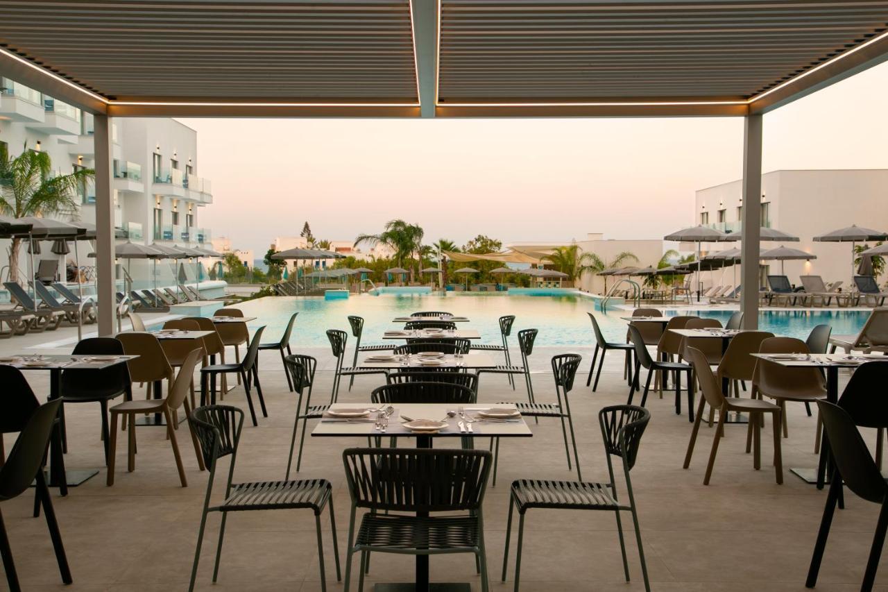 Hotel Atlantica Aqua Blue Protaras