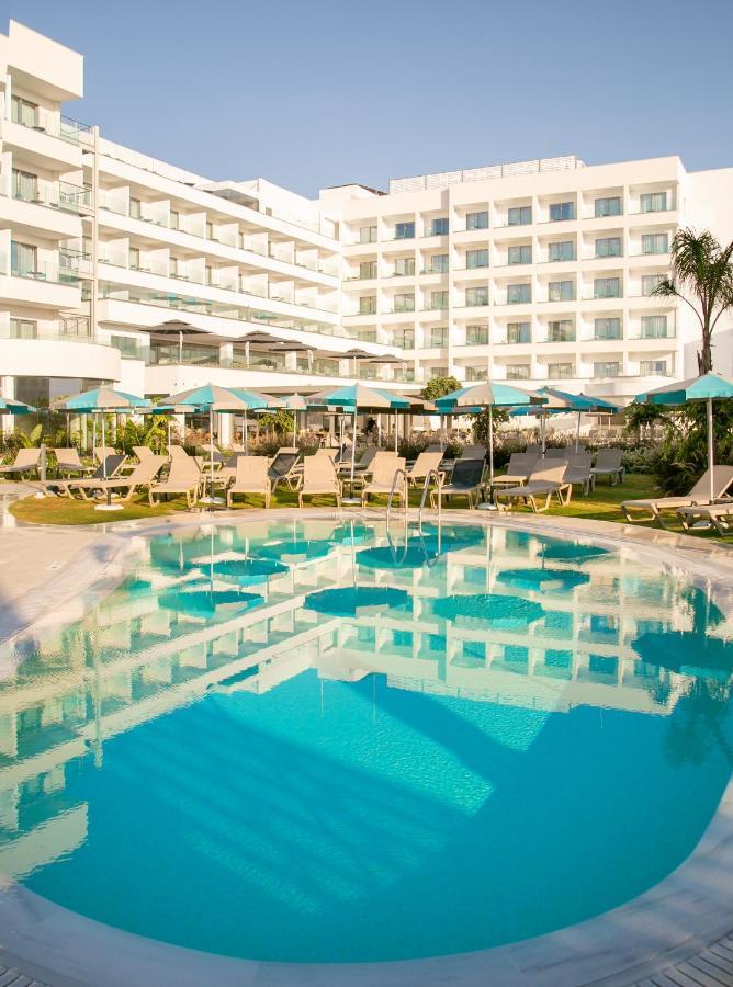 Atlantica Aqua Blue Hotel