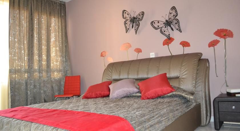 Tasiana Star Aparthotel 3*