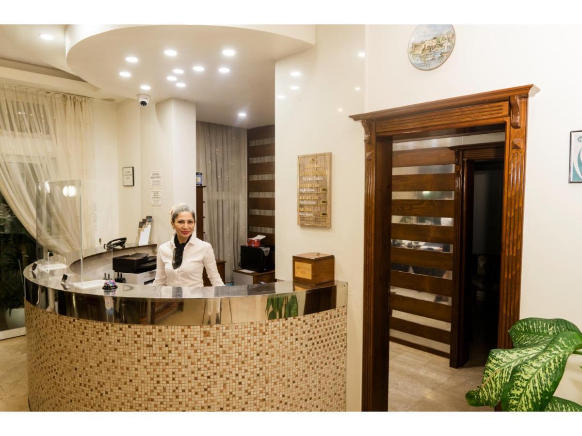 Sammy's Hotel 3*