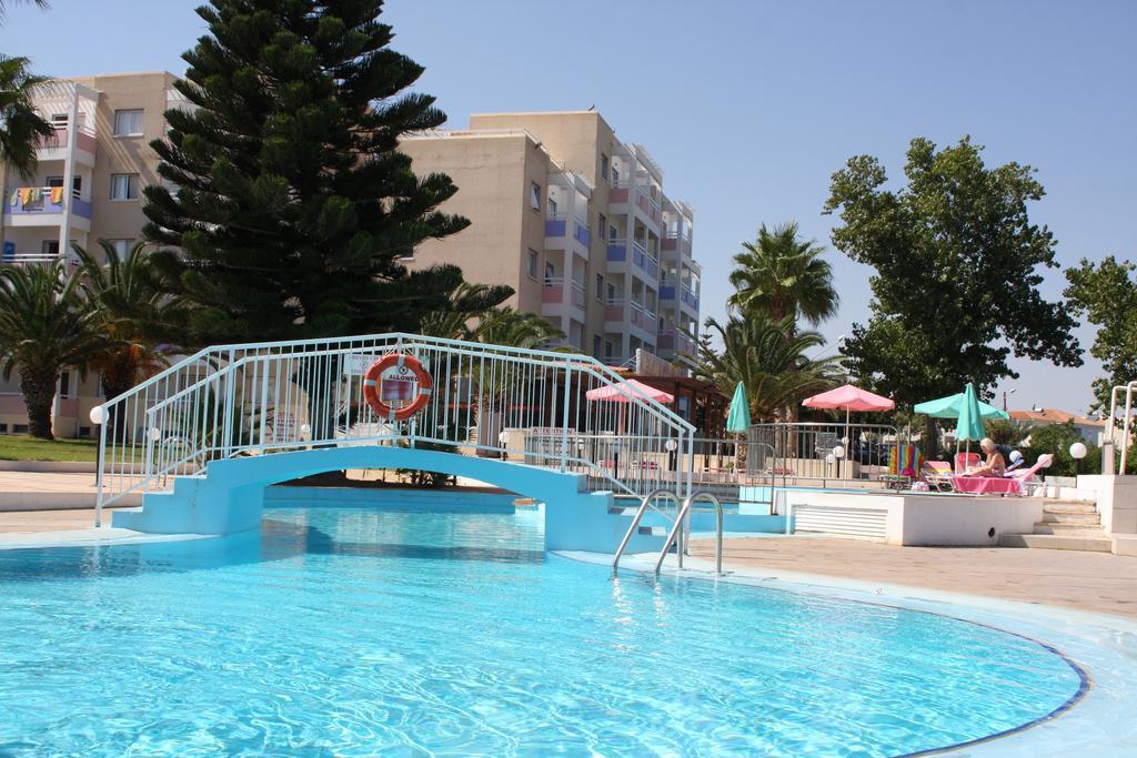 Aparthotel Astreas Protaras
