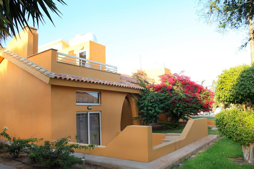 Makronisos Village Ayia Napa