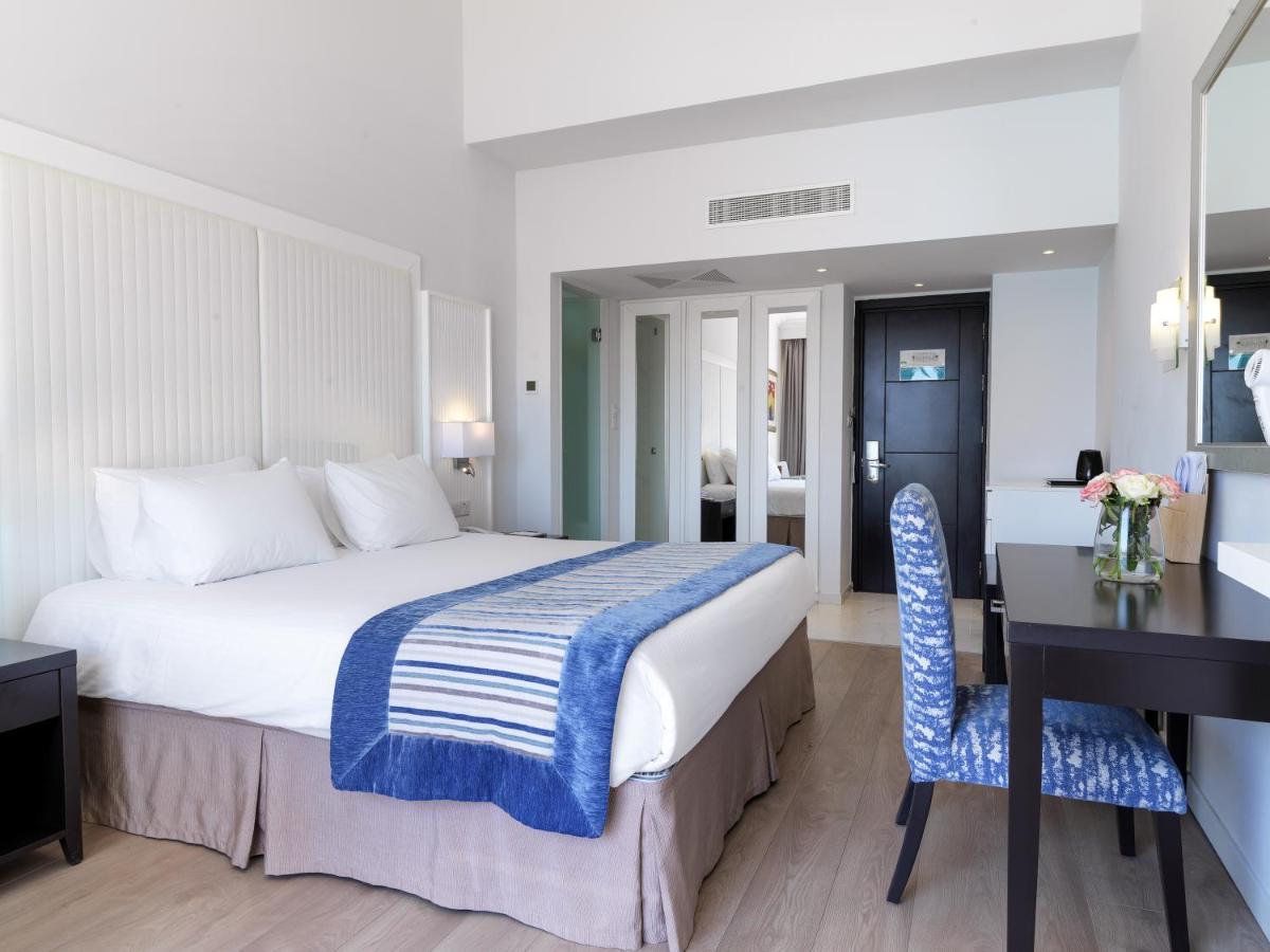 Resort Olympic Lagoon Ayia Napa