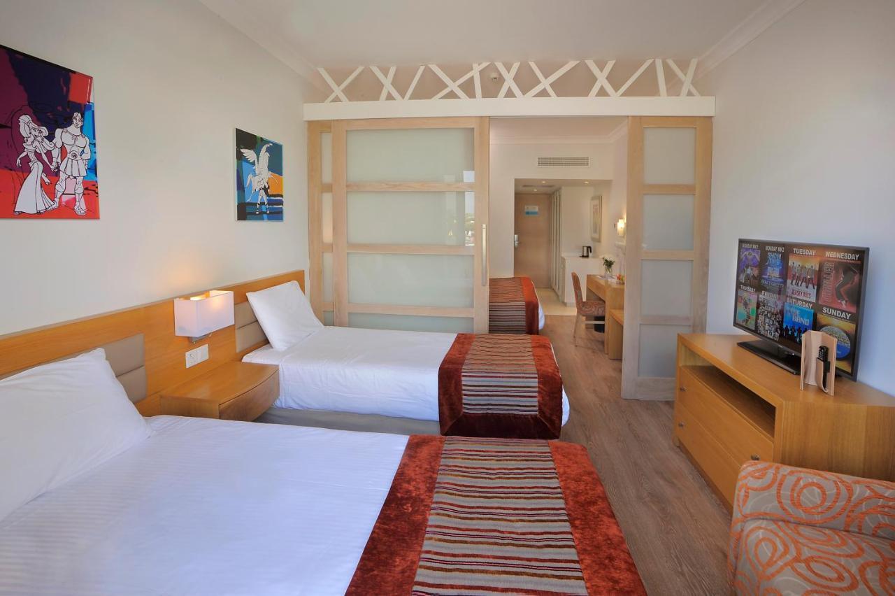 Olympic Lagoon 5* Ayia Napa