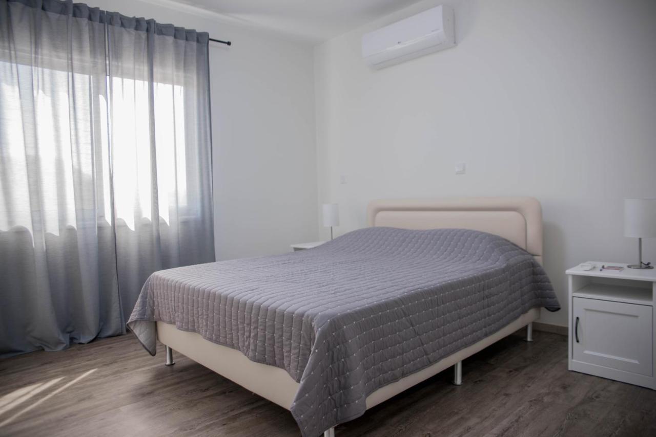 Apartment Modern Not Far From The