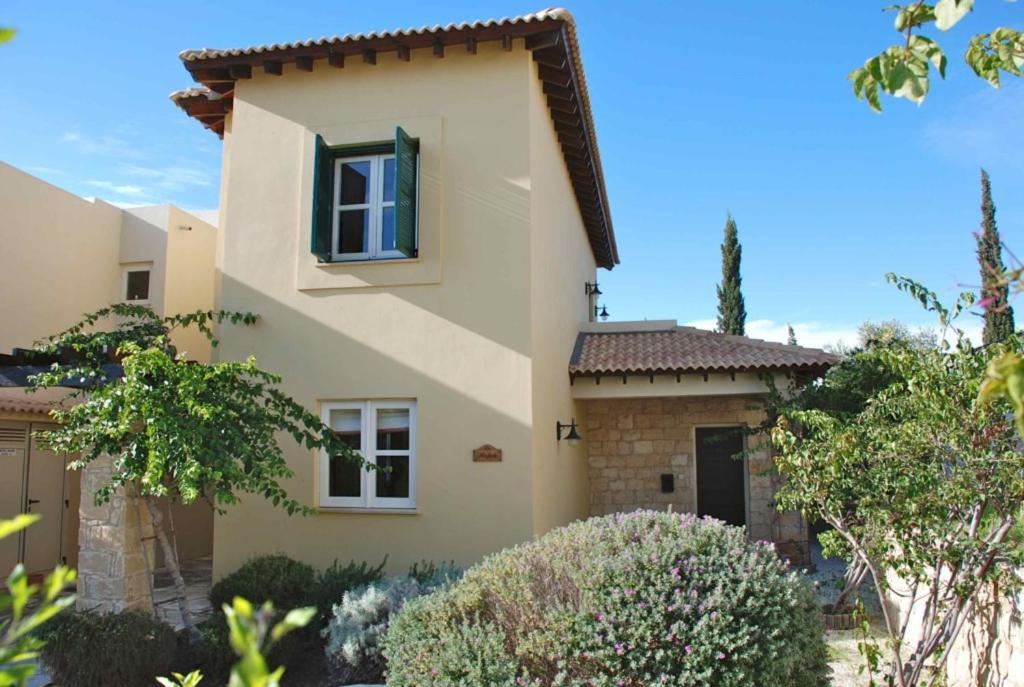 Villa Nefeli - Charming Townhouse In The Heart Of Aphrodite Hills Kouklia