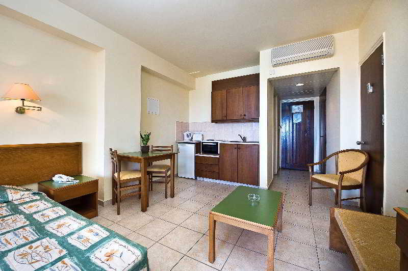 Ramada & By Wyndham Hotel 4*
