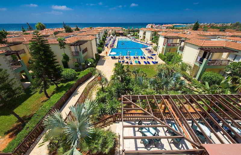 Hotel Ramada & By Wyndham Ayia Napa