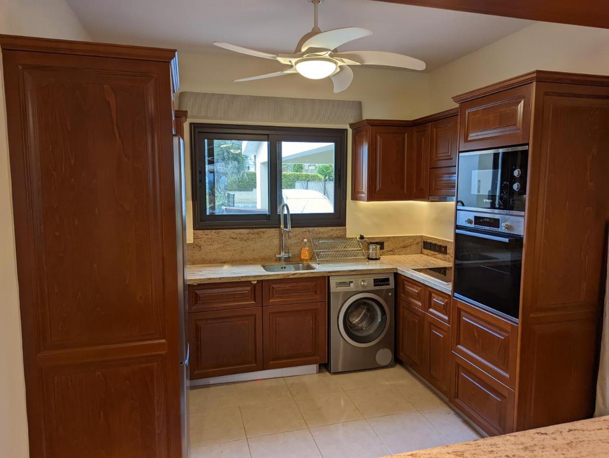 Pontus - Stunning Views & Privacy In Beautiful Garden With Pool & Hot Tub *